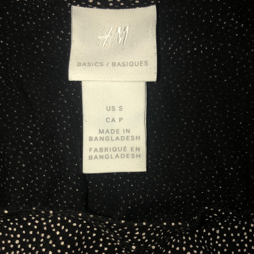 H&M size small women’s shirt